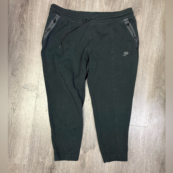 NIKE Sportswear Tech Fleece Jogger’s Black 863124-010 Women’s Size 2X Zip Pocket - Picture 1 of 13